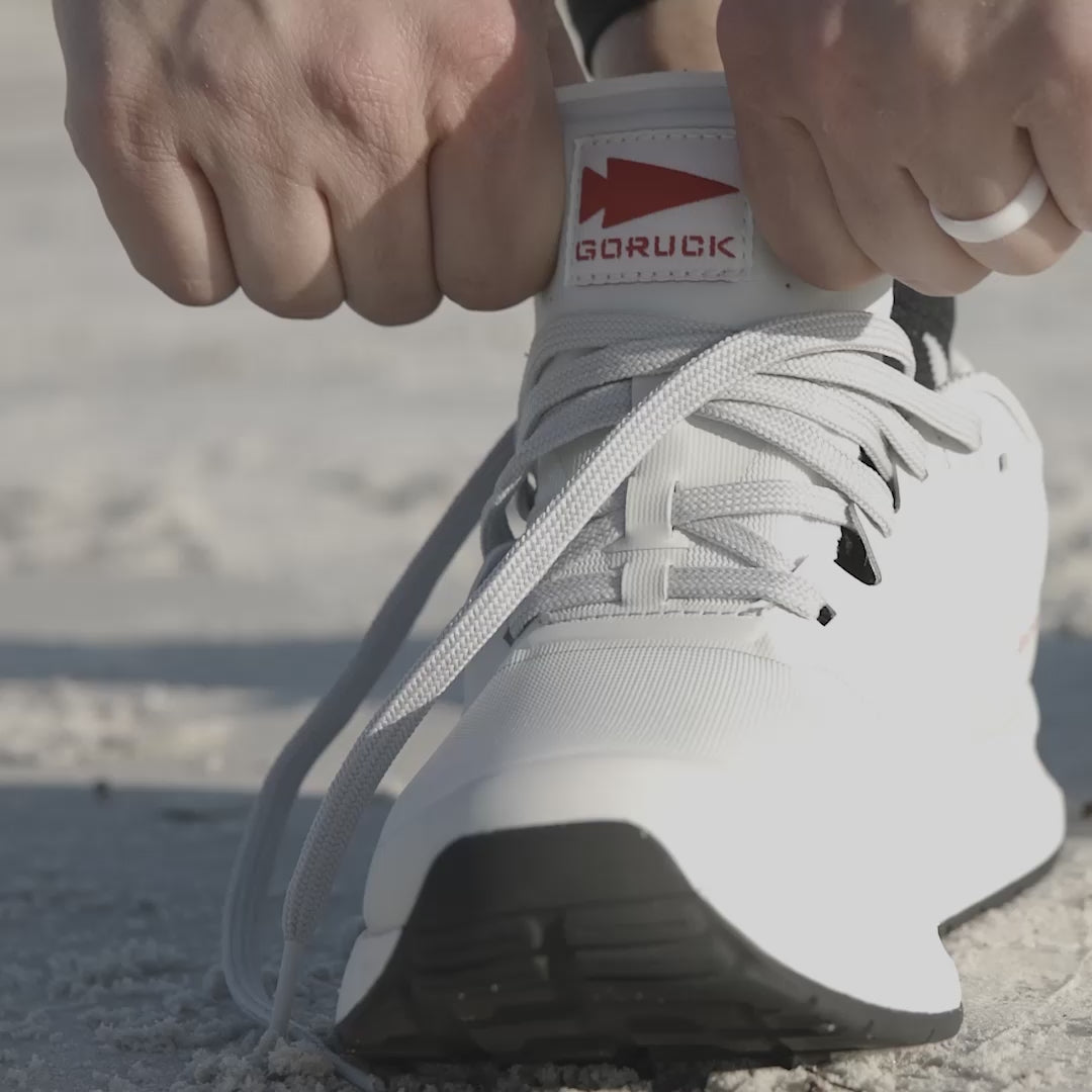 Rough Runner - Light Grey + Red